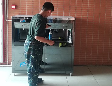 校園直飲水優(yōu)勢主要有哪些？精格為您詳細(xì)解答