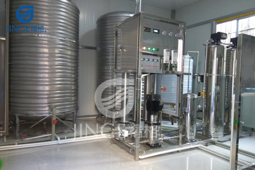 <a href='/product/' class='keys' title='點擊查看關于校園直飲水的相關信息' target='_blank'>校園直飲水</a>工程